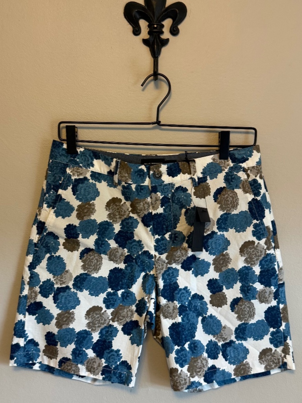 Club Monaco Baxter Floral Shorts Green Blue Size 28 NWT